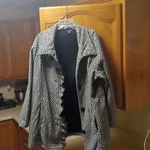 ELLEN REYES WOMENS COAT SIZE  2X